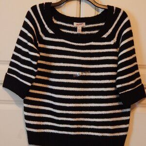 ARIZONA JEAN CO  Pullover Fuzzy Sweater Round Neck Black White Stripe Junior XL